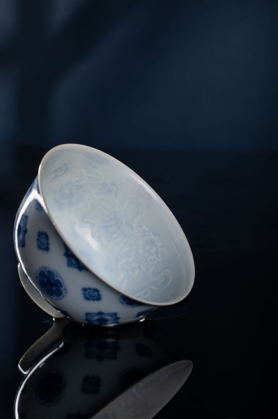 [清本源 x Gohobi Gallery] Double-Lion Pattern Blue-on-Blue Precious Lotus Cup