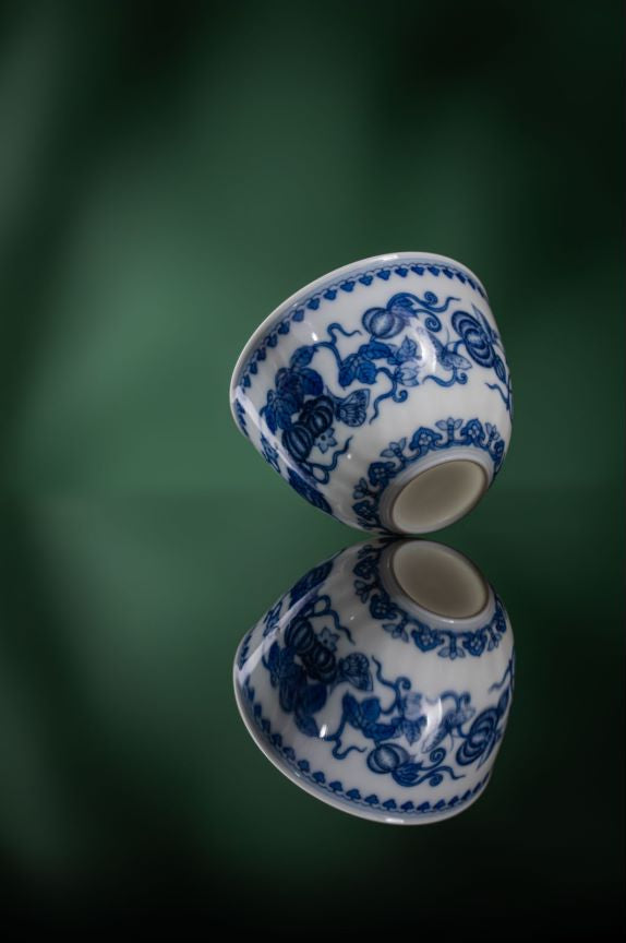 [清本源 x Gohobi Gallery] Prosperity Cup: Blue Flower Watermelon and Butterfly Design