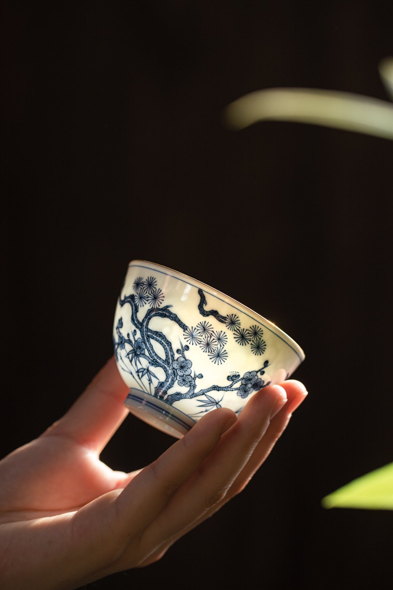 [清本源 x Gohobi Gallery] Frosted Plum Pine Bamboo Plum Tea Cup