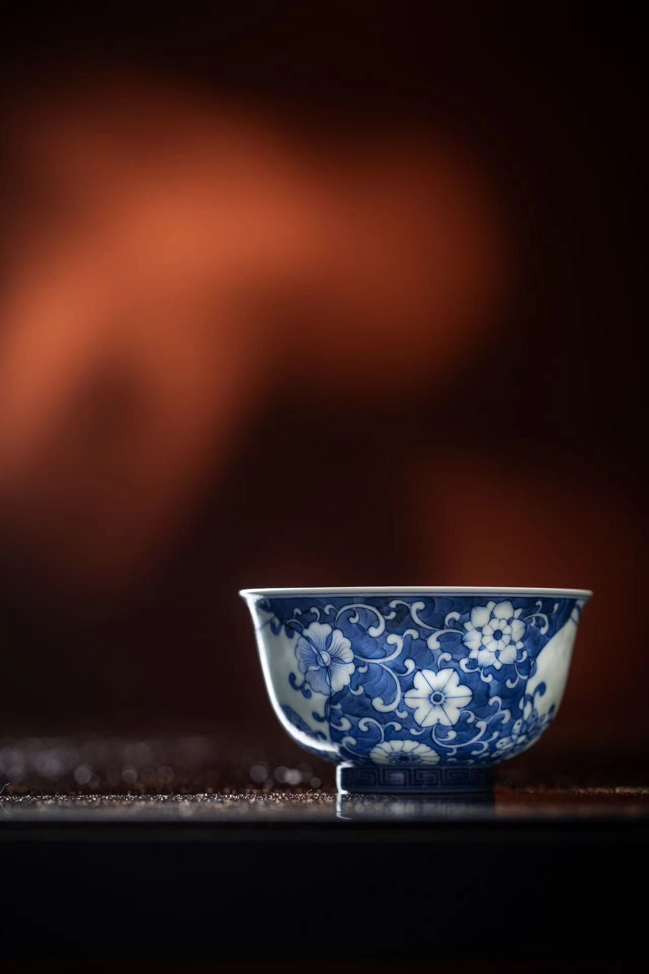 [清本源 x Gohobi Gallery]  Double-Lion Pattern Blue-and-White Floral Cup