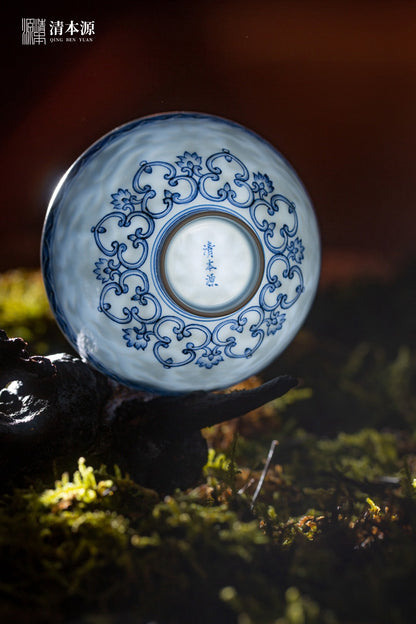 [清本源 x Gohobi Gallery] Blue Lotus Vine Teacup