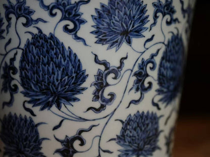 [蔓生敘古x Chingshui Tang] Wood-Fired Kiln Blue and White Lotus & Chrysanthemum Pattern Porcelain Ice Bucket