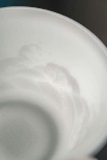 [清本源 x Gohobi Gallery] Inner-Molded Stingray Pattern Small Flared-Rim Cups – Sweet White / Rouge Red (Set of Two)