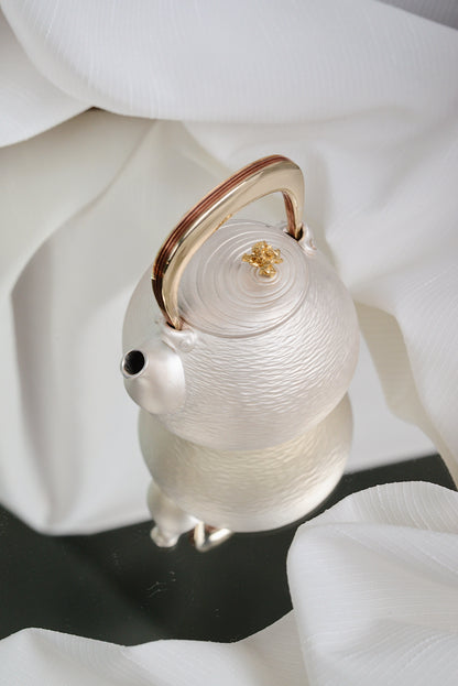 [蔓生敘古x Chingshui Tang]  "Zhe Yue" Silver Teapot – 150ml Handcrafted Silver & Copper Teaware with Moon Handle and Engraved River Pattern