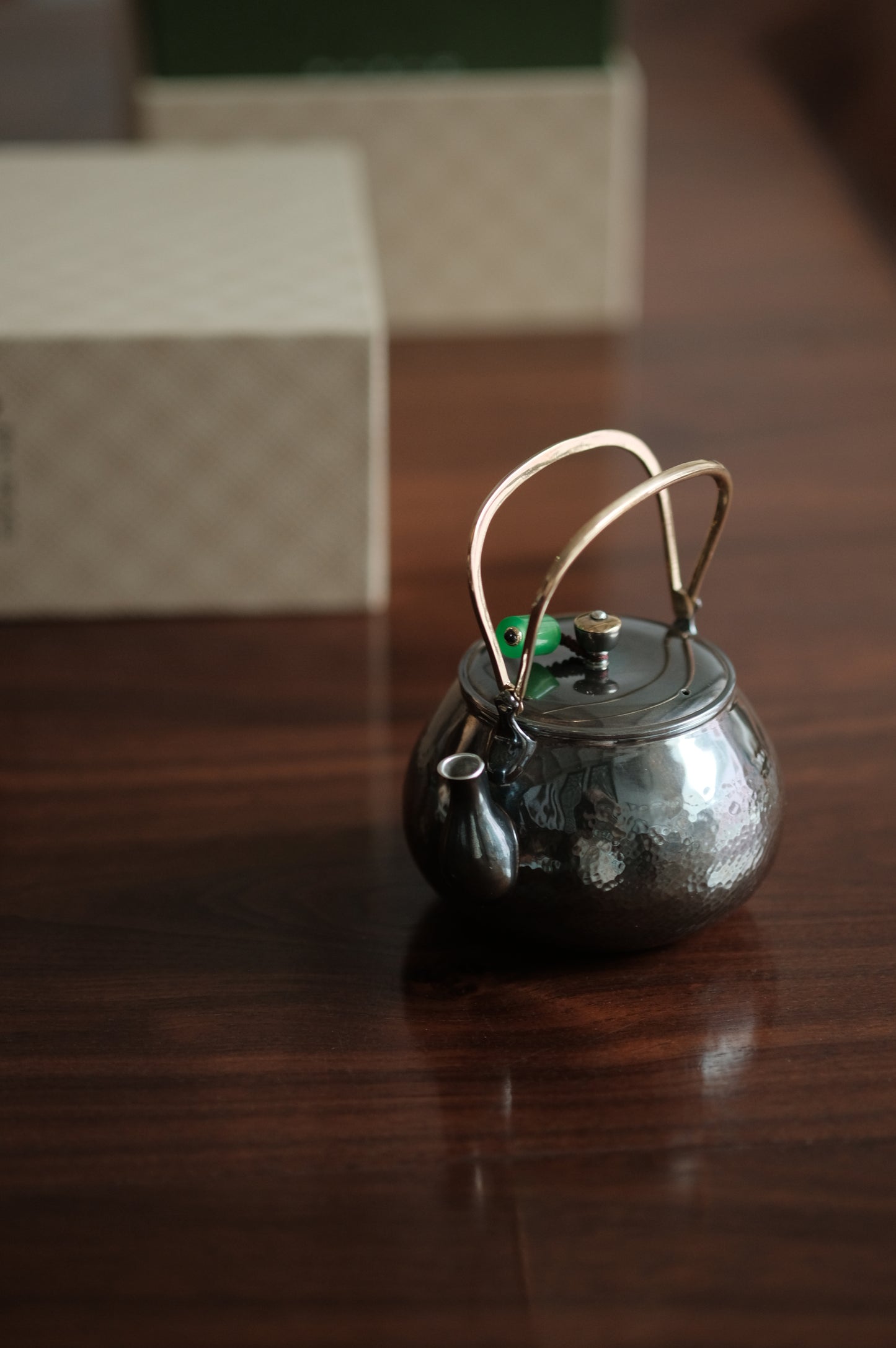 [蔓生敘古x Chingshui Tang] "Little Grotto – Blue Star" Silver Teapot｜130ml Dual-Handle Handmade Silver & Brass Teaware with Jade Accent