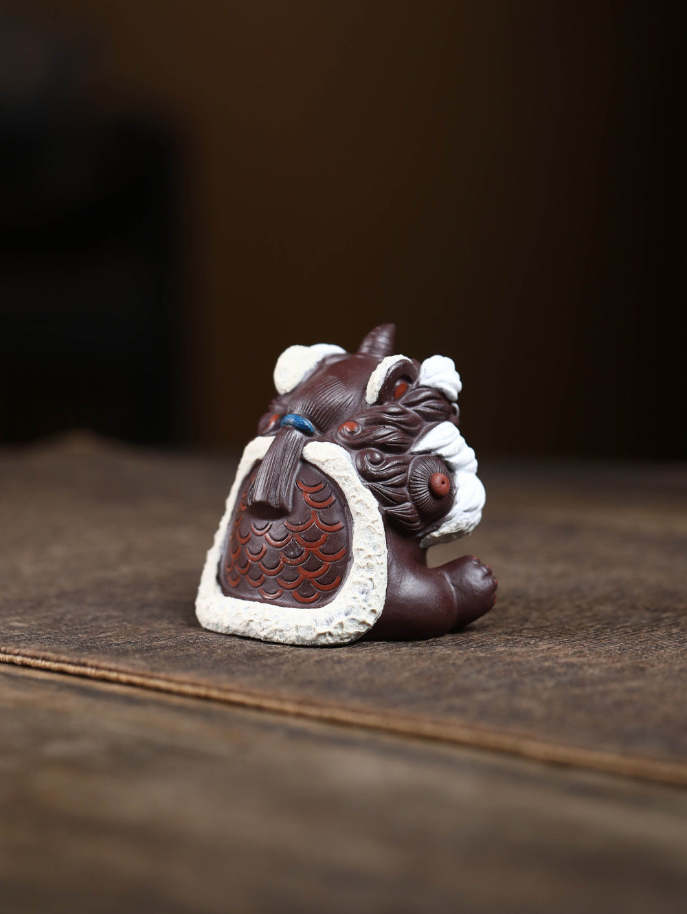 Gohobi Yixing Purple Clay Lion Dance Tea Pet – Handmade Guardian Ornament