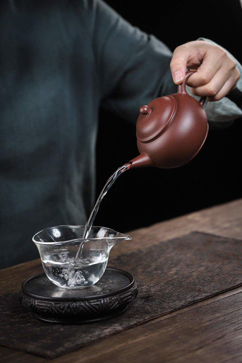 [Chingshui Tang 青水堂] Handmade Yixing Original Ore Purple Zisha Clay Teapot – 260ml Large Shui Ping Teapot with Built-in Filter for Home Brewing