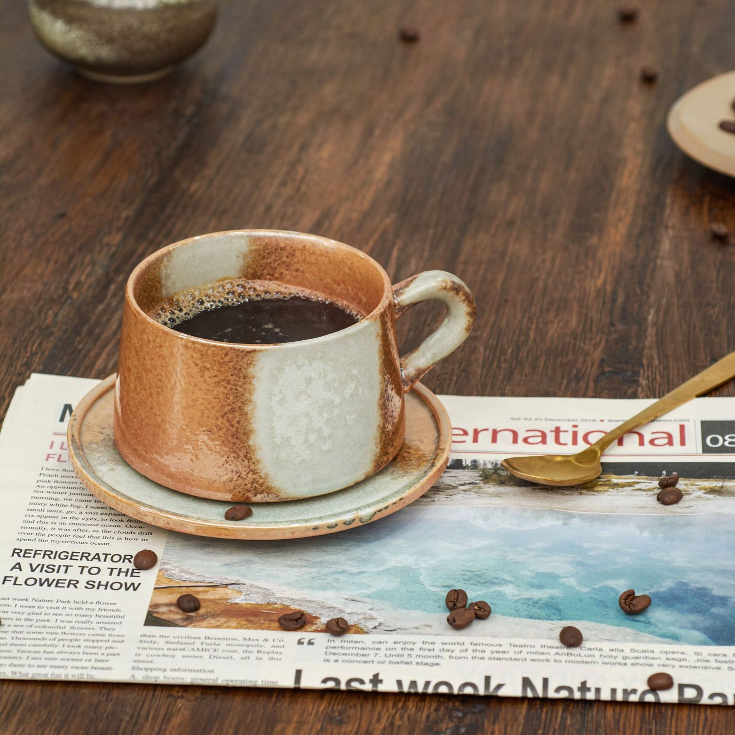 Gohobi Handmade Gradual Colourful Japanese Stoneware Coffee Mug and Saucer Set