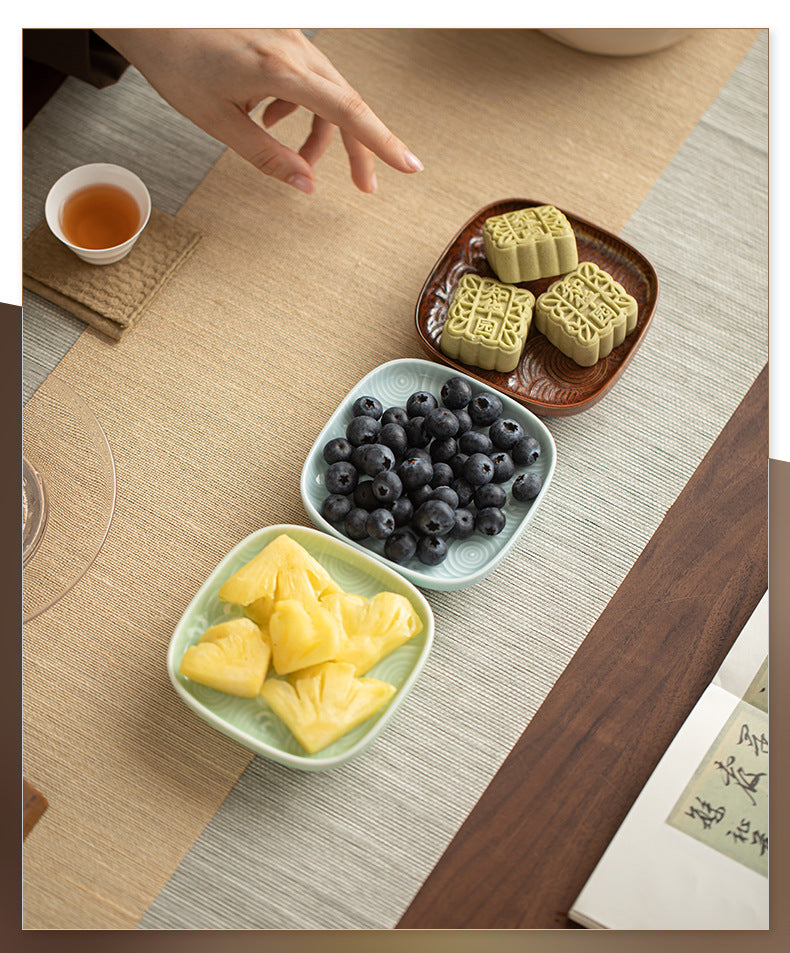 Gohobi Traditional Japanese Glazed Fruit Nuts Small Plate - Wave 009