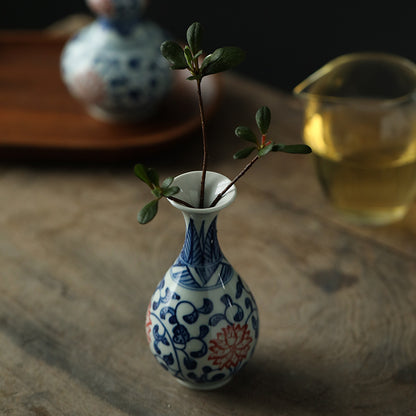 Gohobi Hand-painted Blue and White Porcelain Vase (Red Flowers)