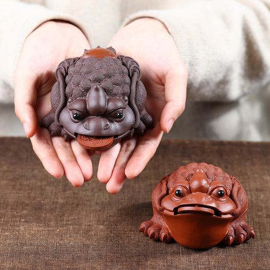 Yixing purple sand tea pet golden toad ornament handmade purple mud lucky flame three-legged toad tea set accessories sculpture can be raised