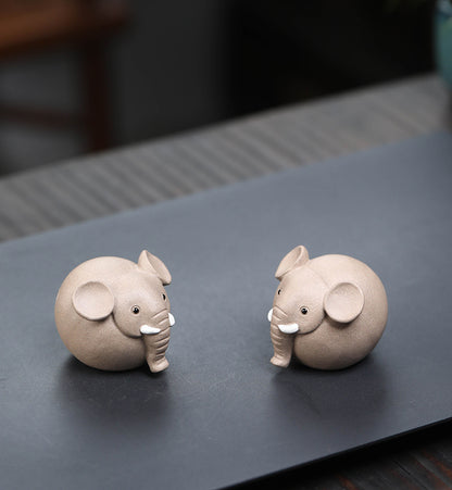 Gohobi Handmade Ceramic YiXing Clay Round Elephant Ornament Tea pet