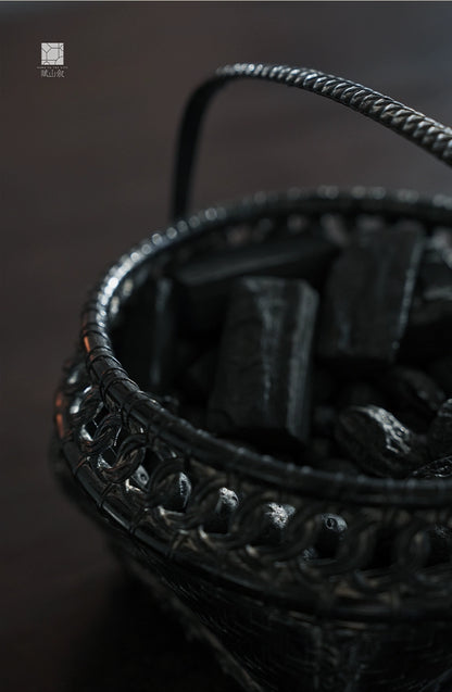 [賦山敘 x Gohobi] Handwoven Double-Layer Bamboo Charcoal Basket – Japanese-Style Aged Finish with Lacquered Ash Holder for Teaware Rituals