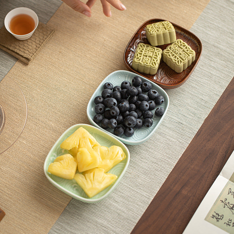 Gohobi Traditional Japanese Glazed Fruit Nuts Small Plate - Wave 009