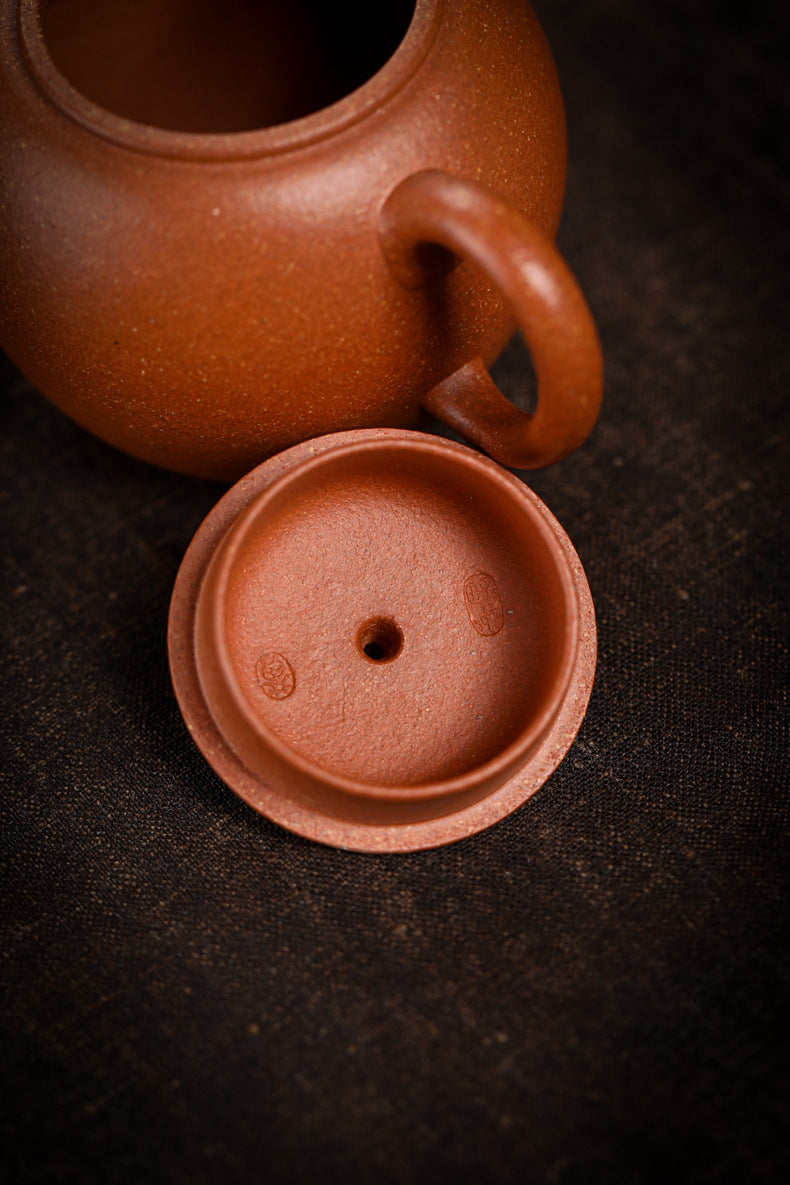 [Chingshui Tang 青水堂] Handmade Yixing Zisha Sandy Purple Clay Teapot – 120ml Original Ore Jin Jiangpo Clay, Handmade Thin Body with Built-in Filter, Da Bin Huai Yue Style Small Gongfu Teapot