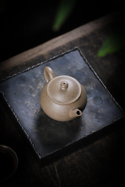 [Chingshui Tang 青水堂] Handmade Yixing Zisha Sandy Purple Clay Teapot – 130ml Handmade Original Ore Qing Jiangpo Clay Bala Shui Ping Teapot, Small Gongfu Purple Clay Teaware with Built-in Filter