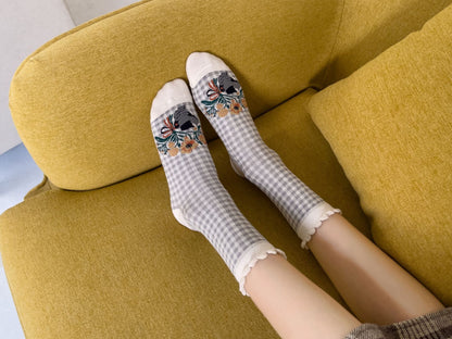 BlossomBreeze Women's Floral Cotton Socks - Japanese Retro Plaid