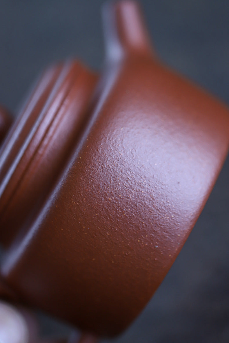 [Chingshui Tang 青水堂] Handmade Yixing Original Ore Sandy Purple Clay "Dezhong" Teapot – 150ml Zen-Inspired Home Brewing Teapot with Built-in Filter