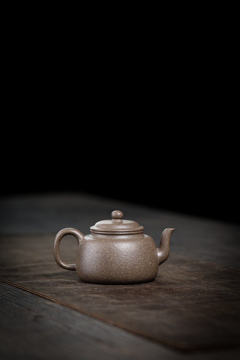 [Chingshui Tang 青水堂] Handmade Yixing Zisha Sandy Purple Clay Teapot – 170ml Original Ore Qing jiangpo Clay, Handmade Light Body with Built-in Filter, Traditional Chinese Purple Clay Teaware