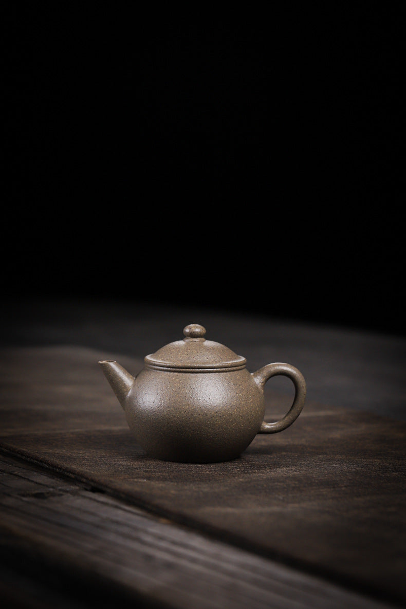 [Chingshui Tang 青水堂] Handmade Yixing Zisha Sandy Purple Clay Teapot – 130ml Handmade Original Ore Qing Jiangpo Clay Bala Shui Ping Teapot, Small Gongfu Purple Clay Teaware with Built-in Filter