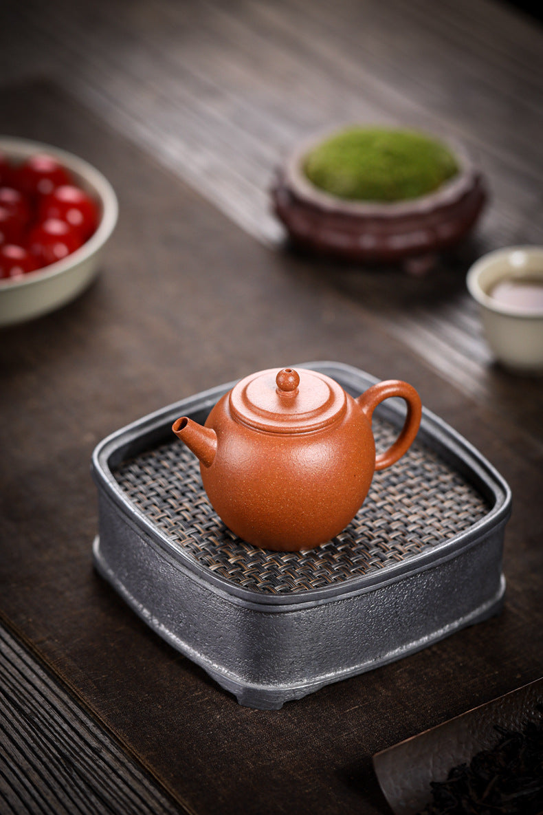 [Chingshui Tang 青水堂] Handmade Yixing Zisha Sandy Purple Clay Teapot – 120ml Original Ore Jin Jiangpo Clay, Handmade Thin Body with Built-in Filter, Da Bin Huai Yue Style Small Gongfu Teapot