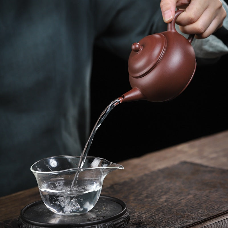 [Chingshui Tang 青水堂] Handmade Yixing Original Ore Purple Zisha Clay Teapot – 260ml Large Shui Ping Teapot with Built-in Filter for Home Brewing