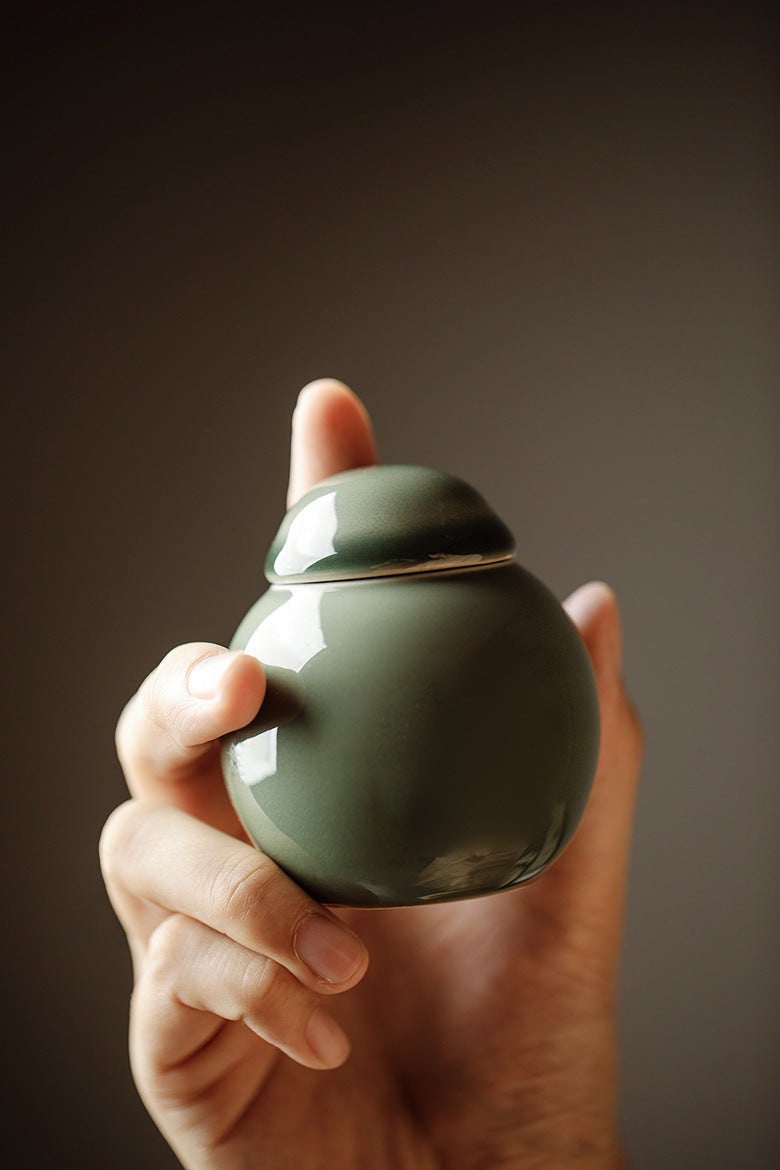Gohobi Ceramic Mini Tea Container