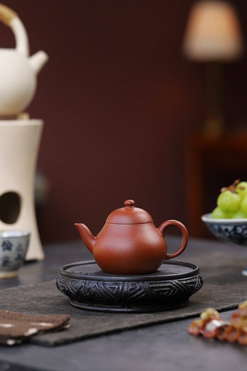 [Chingshui Tang 青水堂] Handmade Yixing Red Zisha Clay Teapot – 130ml Handmade Original Ore Raw Zhuni Pear-Shaped Teapot, Gongfu Tea Brewing Small Yixing Teaware