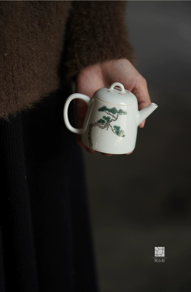 [賦山敘 x Gohobi] Hand-Painted Ceramic Teapot – Small Chinese Gongfu Tea Pot with Pine Tree & Calligraphy Design, Antique Style