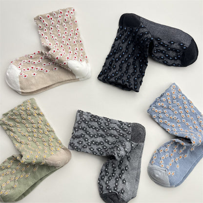 Gohobi Japanese Retro Embossed Floral Mid-Calf Socks