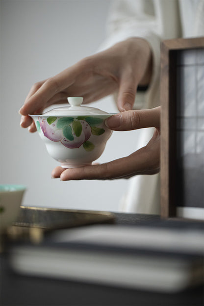 Gohobi Hand-Painted Longevity Peach Gaiwan