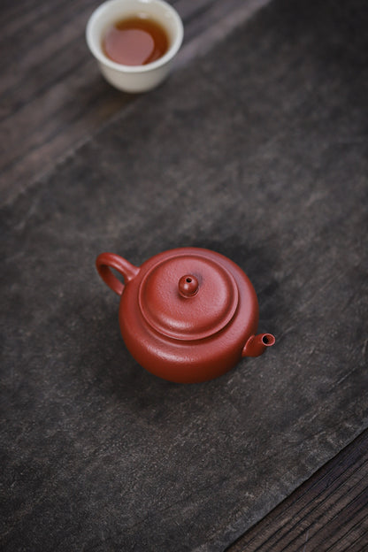 [Chingshui Tang 青水堂] Yixing Red Zisha Clay Teapot – 140ml Handmade Thin-Walled Lotus Seed Style Teapot, Original Ore Zhuni Clay, Small Gongfu Teapot with Built-in Filter