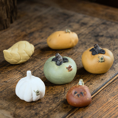 Gohobi Yixing Purple Clay Water-Spraying Stone Frog Tea Pet – Handmade Lotus Pod Ornament