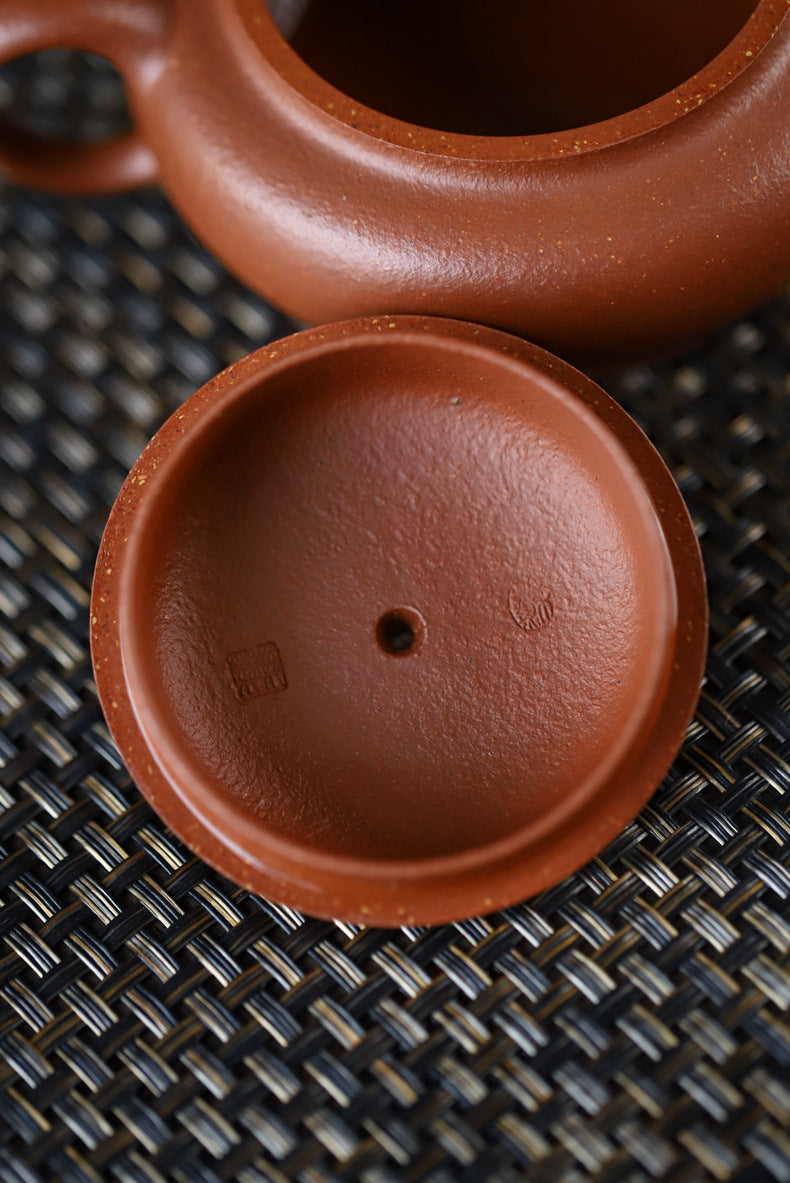 [Chingshui Tang 青水堂] Handmade Yixing Original Ore Jiangpo Sandy Purple Clay "Flat Lantern" Teapot – 150ml Thin-Walled Home Brewing Teapot with Built-in Filter