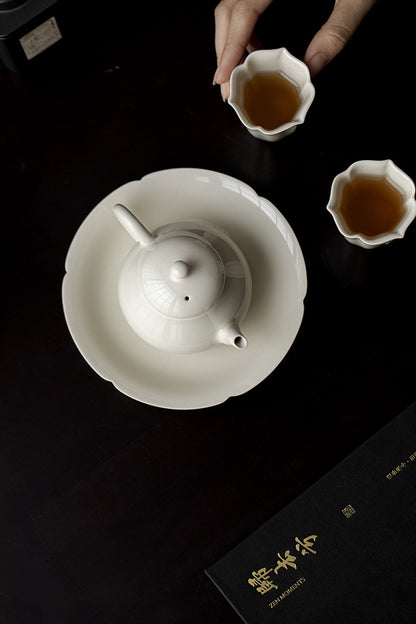 Gohobi Grass Ash Pear-Shaped Teapot
