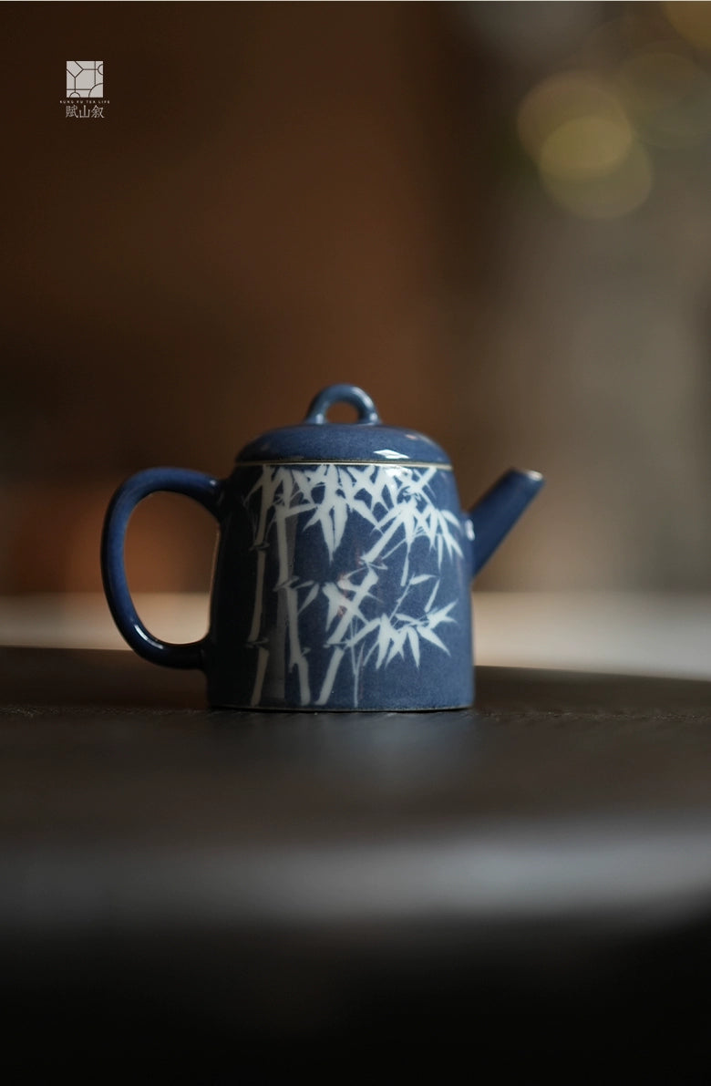 [賦山敘 x Gohobi] “Garden Bamboo” Splash-Blue Carved Teapot – Handcrafted Jingdezhen Ceramic Gongfu Teapot with Colored Glaze