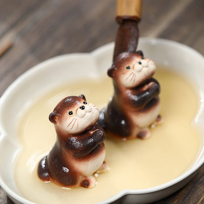 Gohobi Handmade Ceramic YiXing Clay Otter Ornament Tea pet