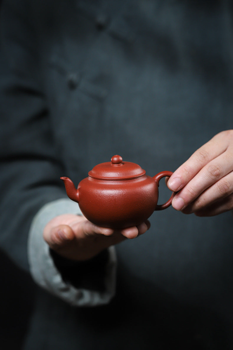 [Chingshui Tang 青水堂] Yixing Red Zisha Clay Teapot – 140ml Handmade Thin-Walled Lotus Seed Style Teapot, Original Ore Zhuni Clay, Small Gongfu Teapot with Built-in Filter