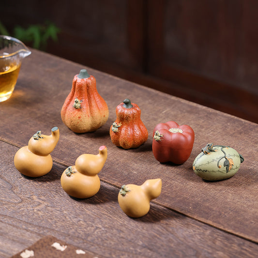 Yixing purple sand spray gourd tea pet ornament creative watermelon tea play pumpkin frog pepper tea set accessories can be raised