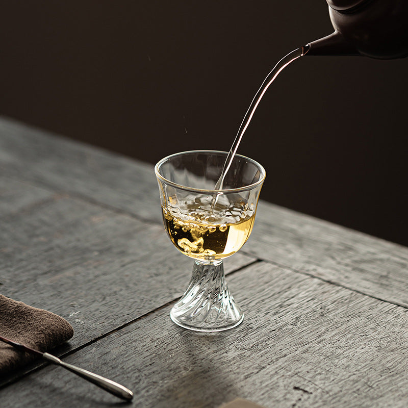 Gohobi High Borosilicate Glass Flower-Rim Swirl-Base Tall Footed Master Cup – Heat-Resistant Gongfu Tea Cup