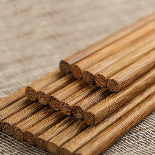 Gohobi A Set of 5 Pairs of Essential Wooden Chopsticks