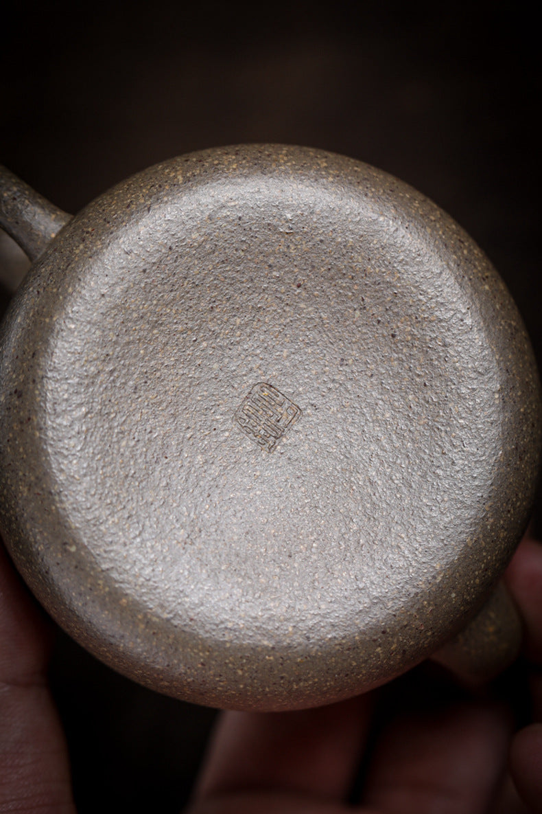 [Chingshui Tang 青水堂] Handmade Yixing Zisha Sandy Purple Clay Teapot – 170ml Original Ore Qing jiangpo Clay, Handmade Light Body with Built-in Filter, Traditional Chinese Purple Clay Teaware