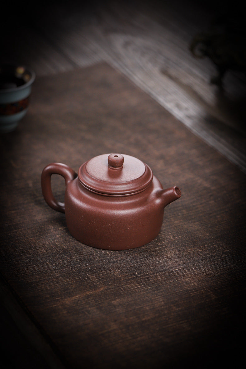 [Chingshui Tang 青水堂] Handmade Yixing Purple Zisha Clay Dezhong Teapot 150ml – Original Ore Teapot with Built-In Filter for Gongfu Tea and Home Brewing