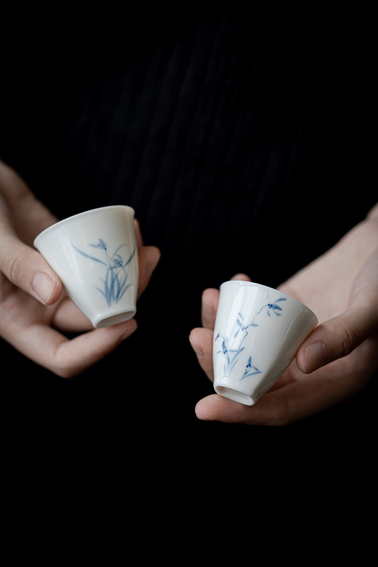 Gohobi White Porcelain Hand-Painted Orchid Teacup