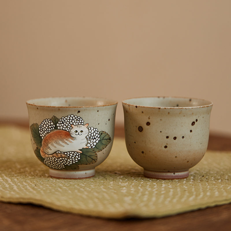 Gohobi Hand-painted Cat Hydrangeas Ceramic Tea Cup