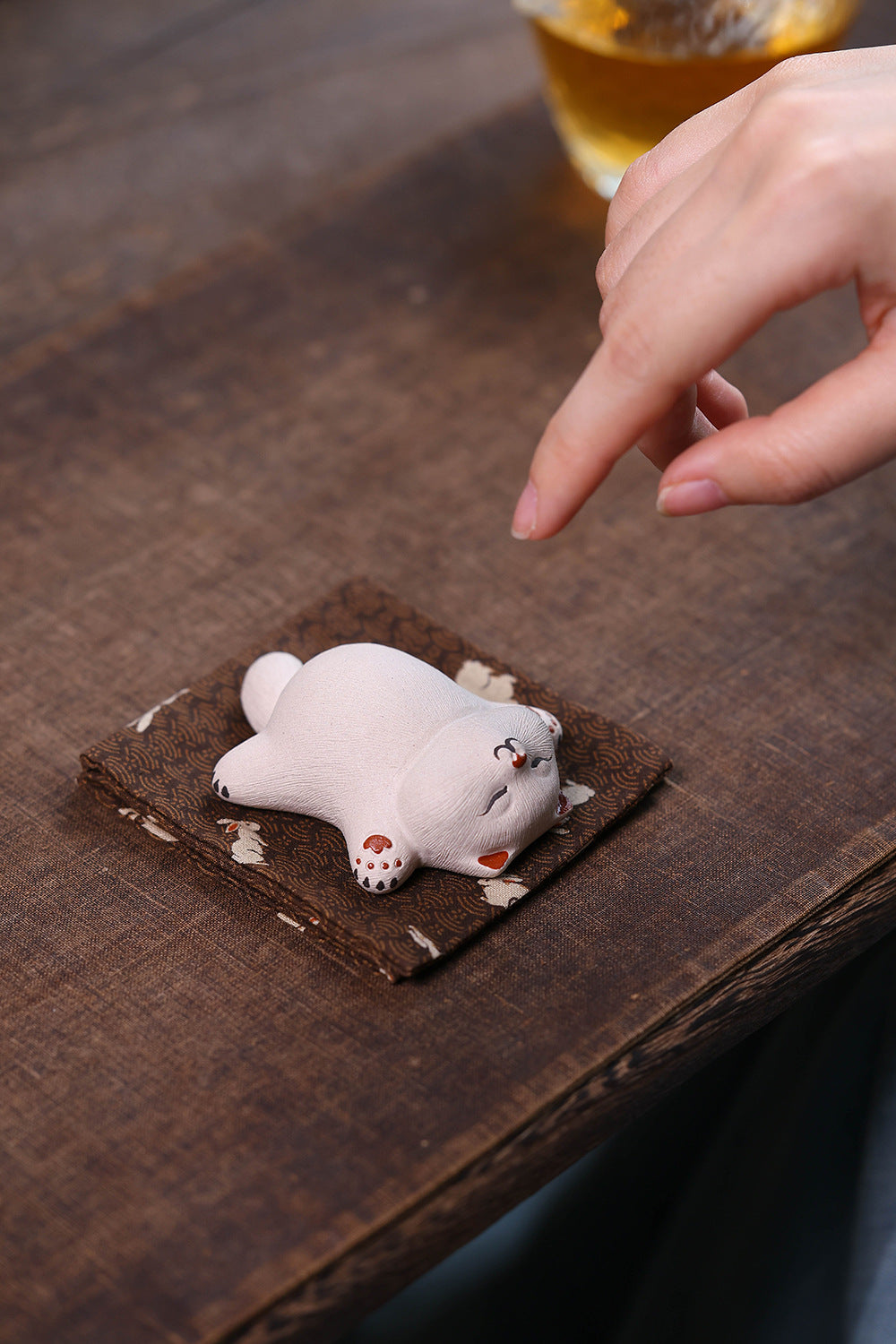 Gohobi Yixing Purple Clay Sleeping Cat Tea Pet – Handmade Lucky Cat Ornament