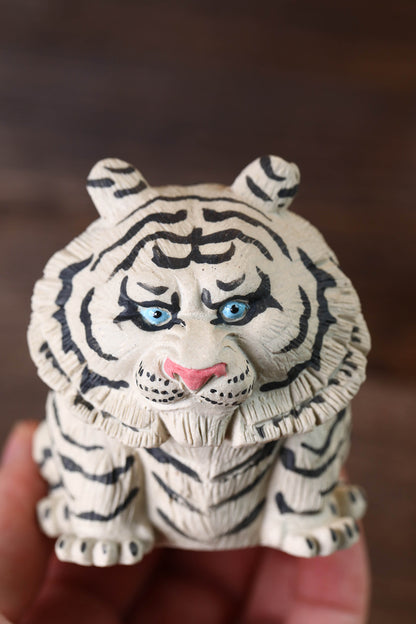Gohobi Yixing Purple Clay Lucky Tiger Tea Pet – Hand-Painted Zisha Ornament