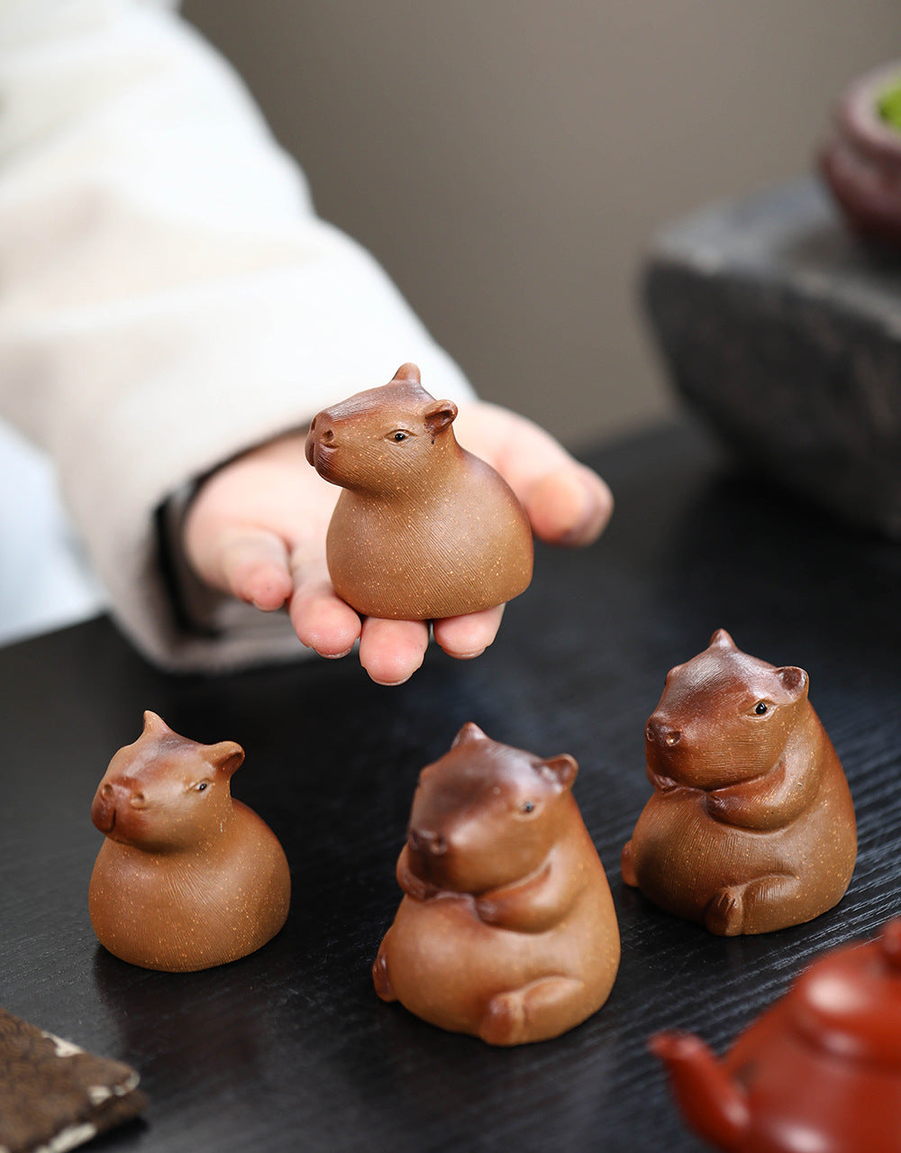 Gohobi Handmade Ceramic YiXing Clay Capybara Ornament Tea pet