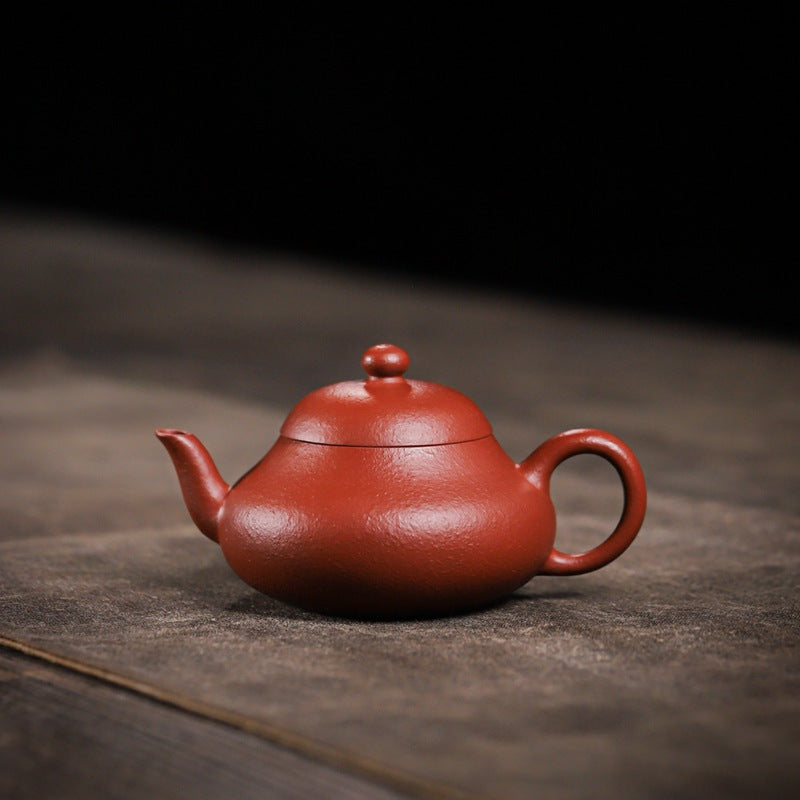 [Chingshui Tang 青水堂] Handmade Yixing Red Zisha Clay Teapot – 120ml Original Ore Zhuni Pear-Shaped Teapot, Handmade Gongfu Tea Teaware for Home Brewing