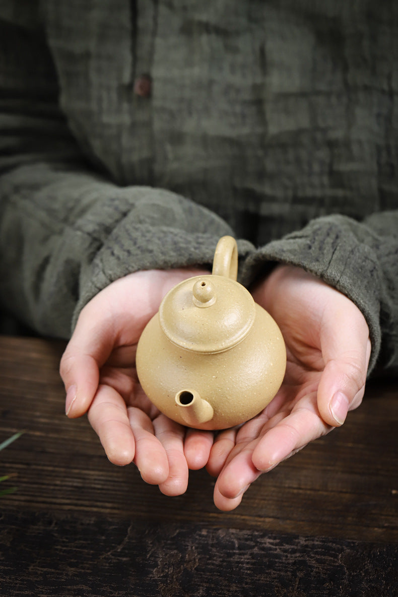 [Chingshui Tang 青水堂] Handmade Yixing Green Zisha Clay Si Ting Teapot – 130ml Original Ore Clay Gongfu Teapot with Built-in Filter